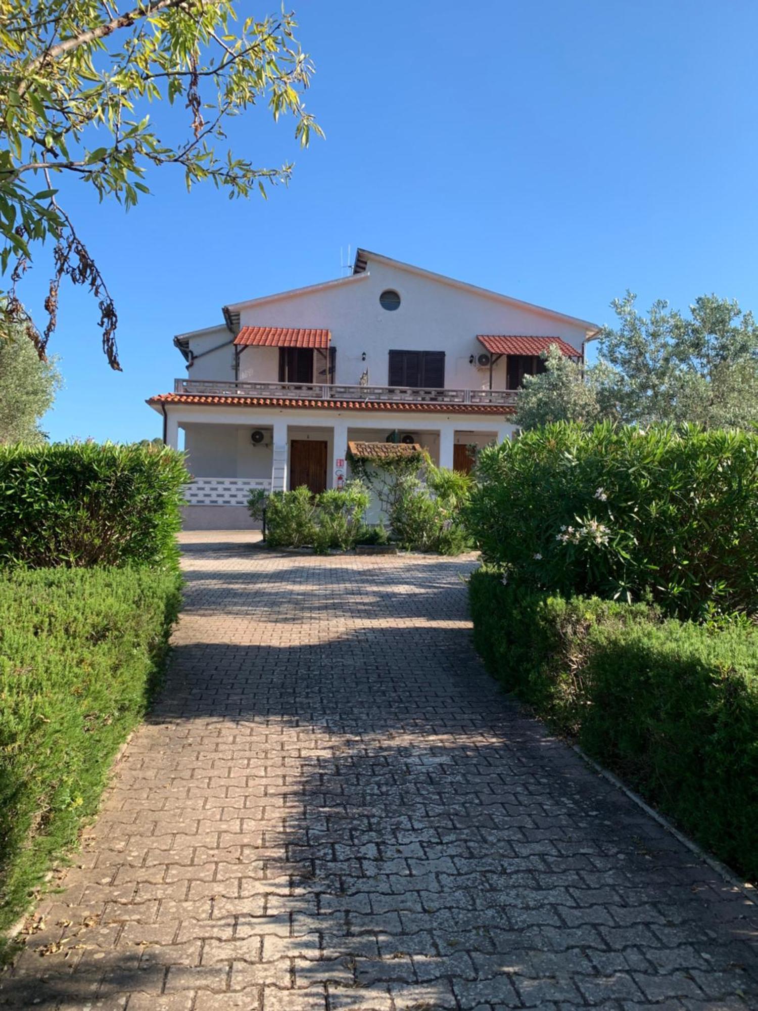 Villa Conti Residence Лакона Экстерьер фото